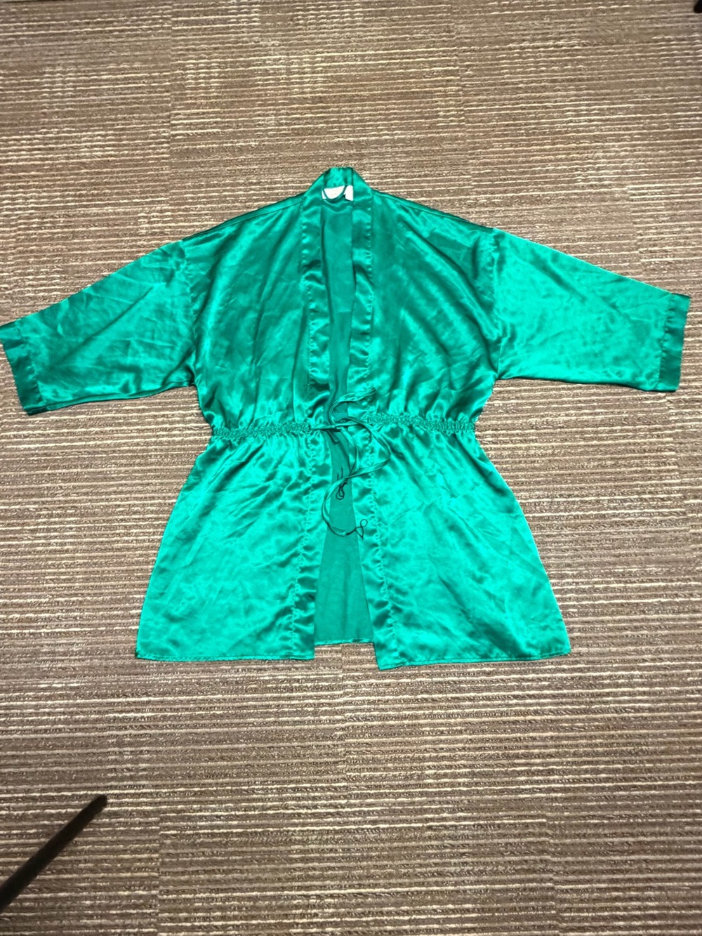 Vintage Victoria's Secret Emerald Green Satin Kimono Robe